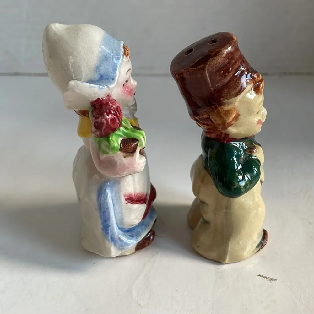 Antique Vintage Japan Hand Painted Dutch Boy & Girl Salt & Pepper Shakers